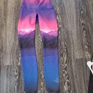 Colorado Threads Sustainable Yoga Leggings